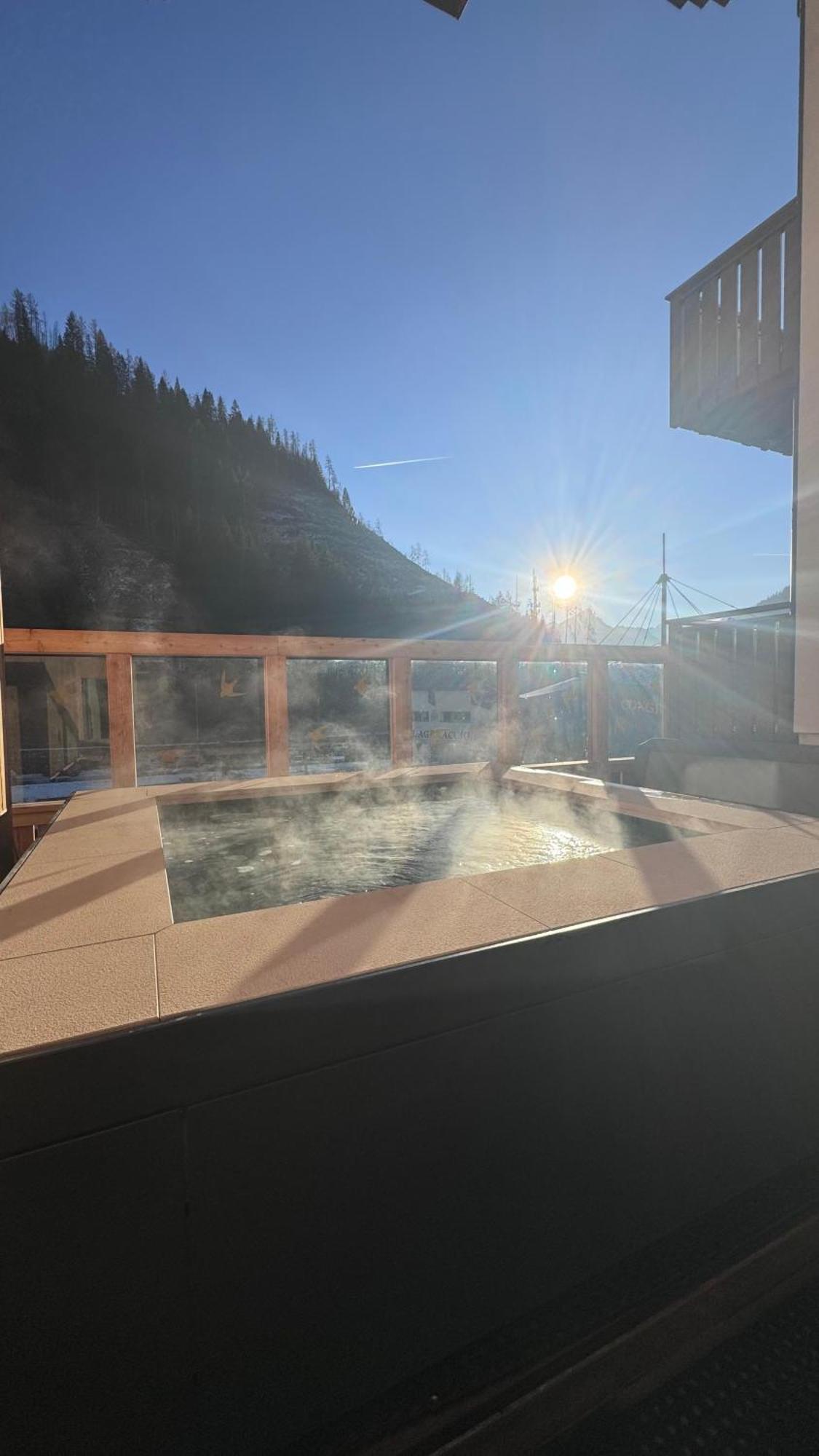 Naturae Lodge Wellness & Spa Alleghe Esterno foto